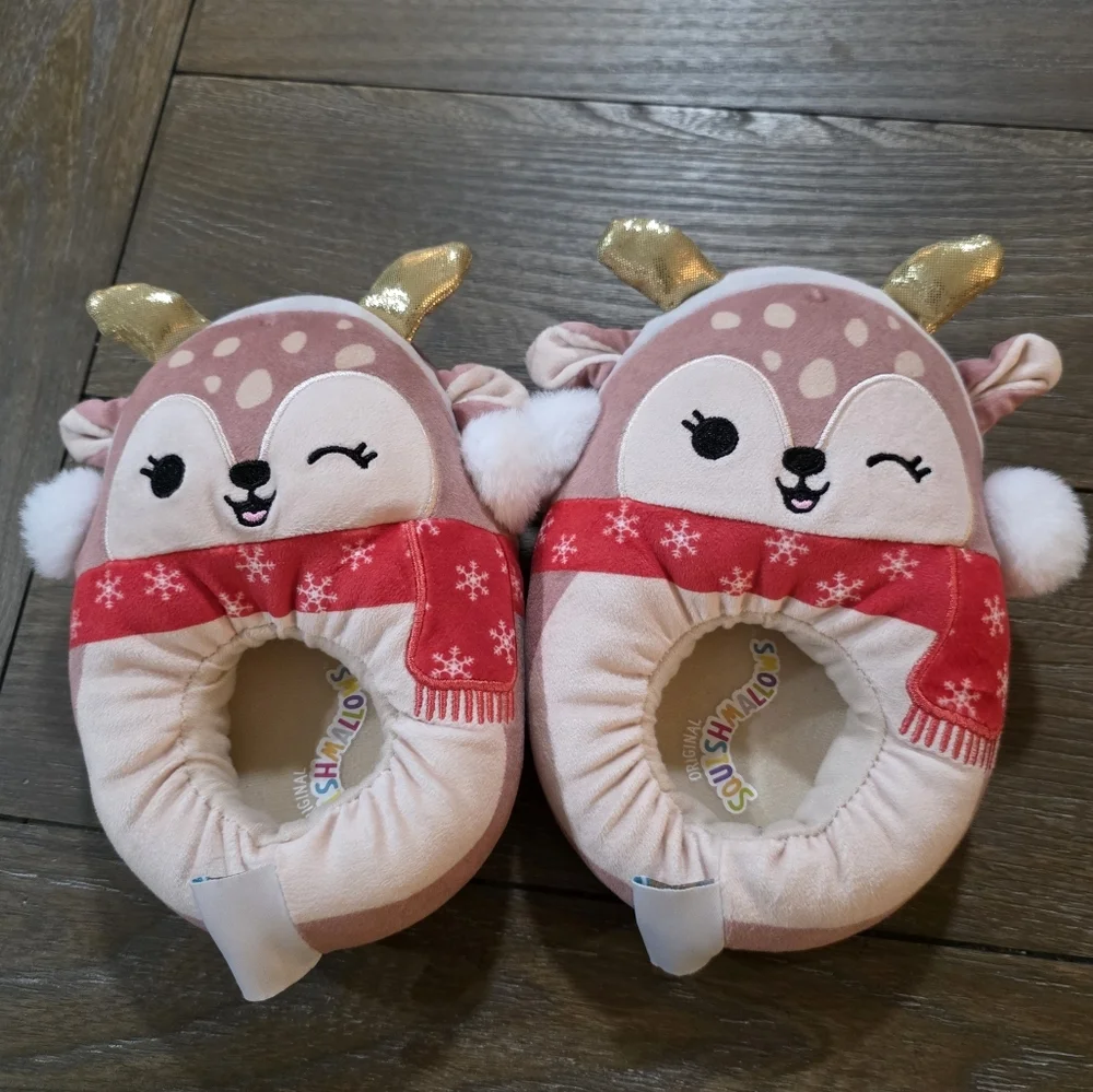 Squishmallows Holiday Slippers Featuring Dawn the Fawn, Size 11-12
